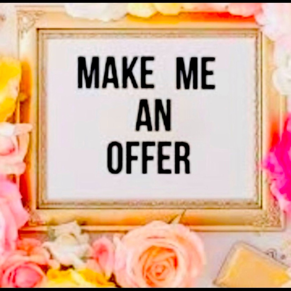 ALL OFFERS WELCOME! BUNDLE & SAVE🤩